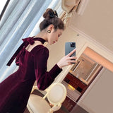 Women French Retro Vintage Square Collar Waist Office Lady Wine Red Golden Velvet Autumn and Winter Female Clothing