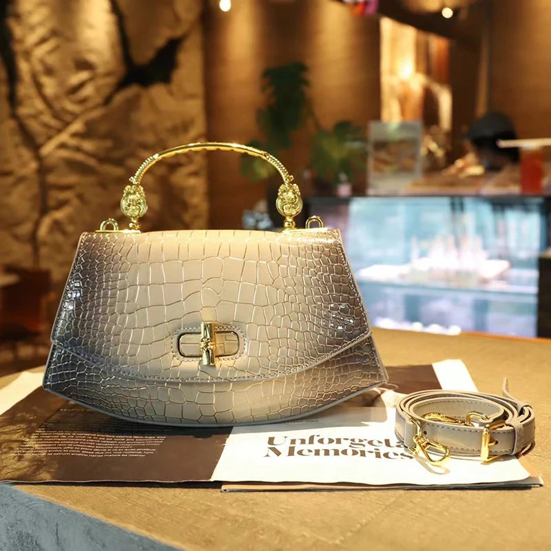 Luxury Fashion Genuine Leather Women's Handbags 2024 New Crocodile Pattern Shoulder Messenger Bag Small Portable Saddle Bags