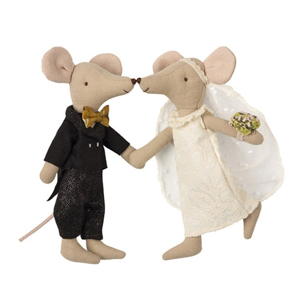 Handmade Bride & Groom Mice Couple